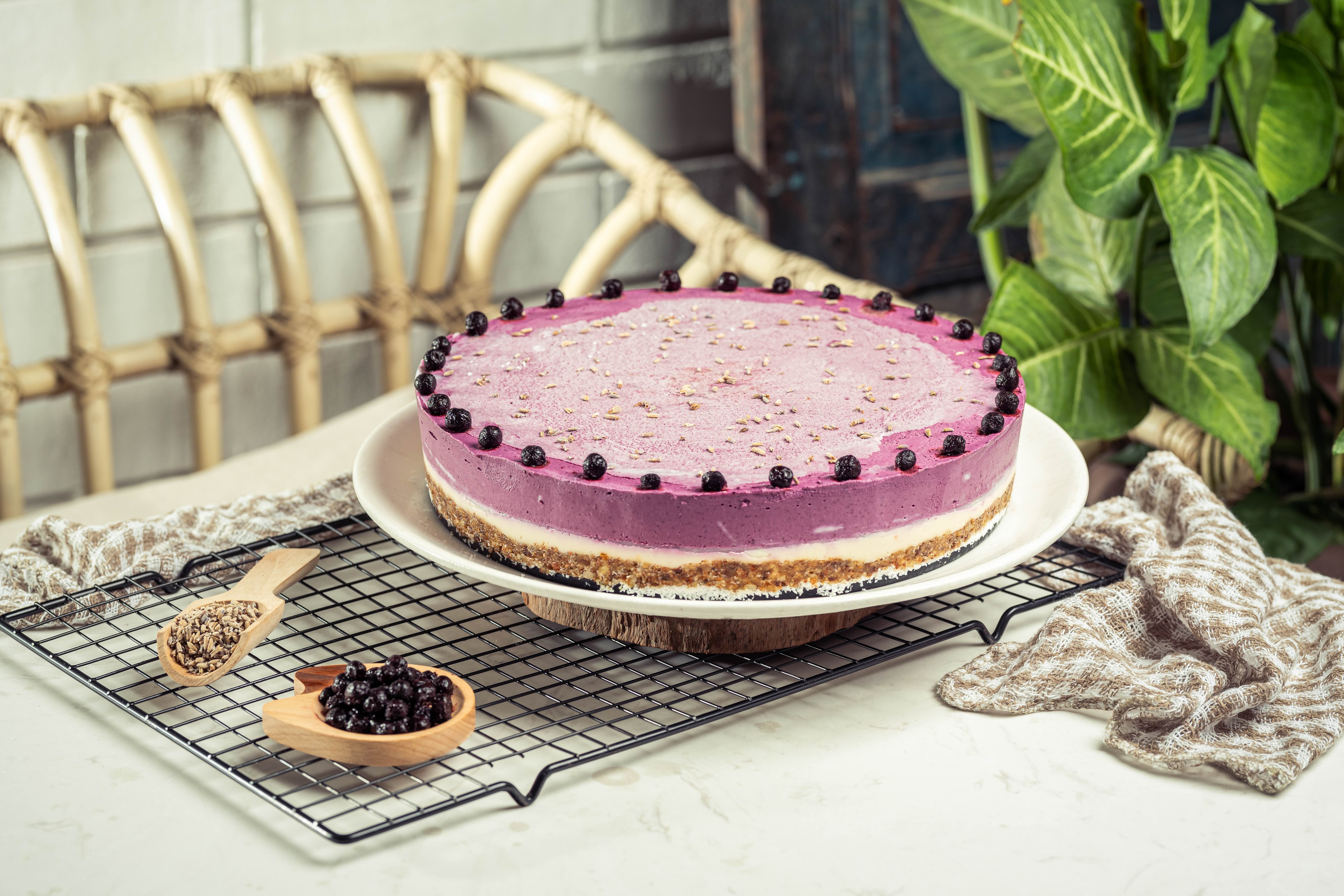 Raw Blueberry & Lavender Cheesecake